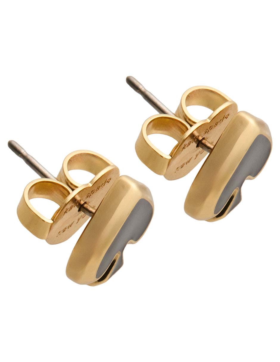 Aretes cortos con acabado baño de oro 12 k 2
