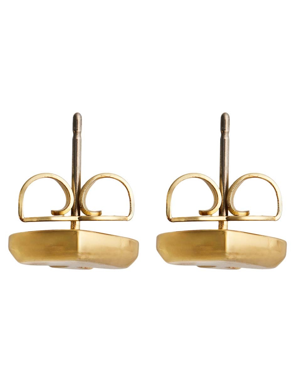 Aretes cortos con acabado brillante 3
