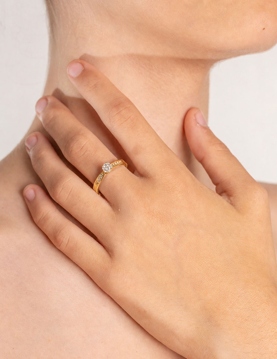 Anillo de oro 18 K Diamante Anillo de oro 18 K Diamante