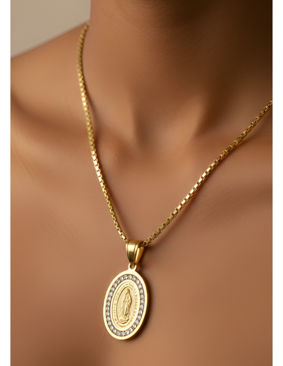 Collar con dije 3