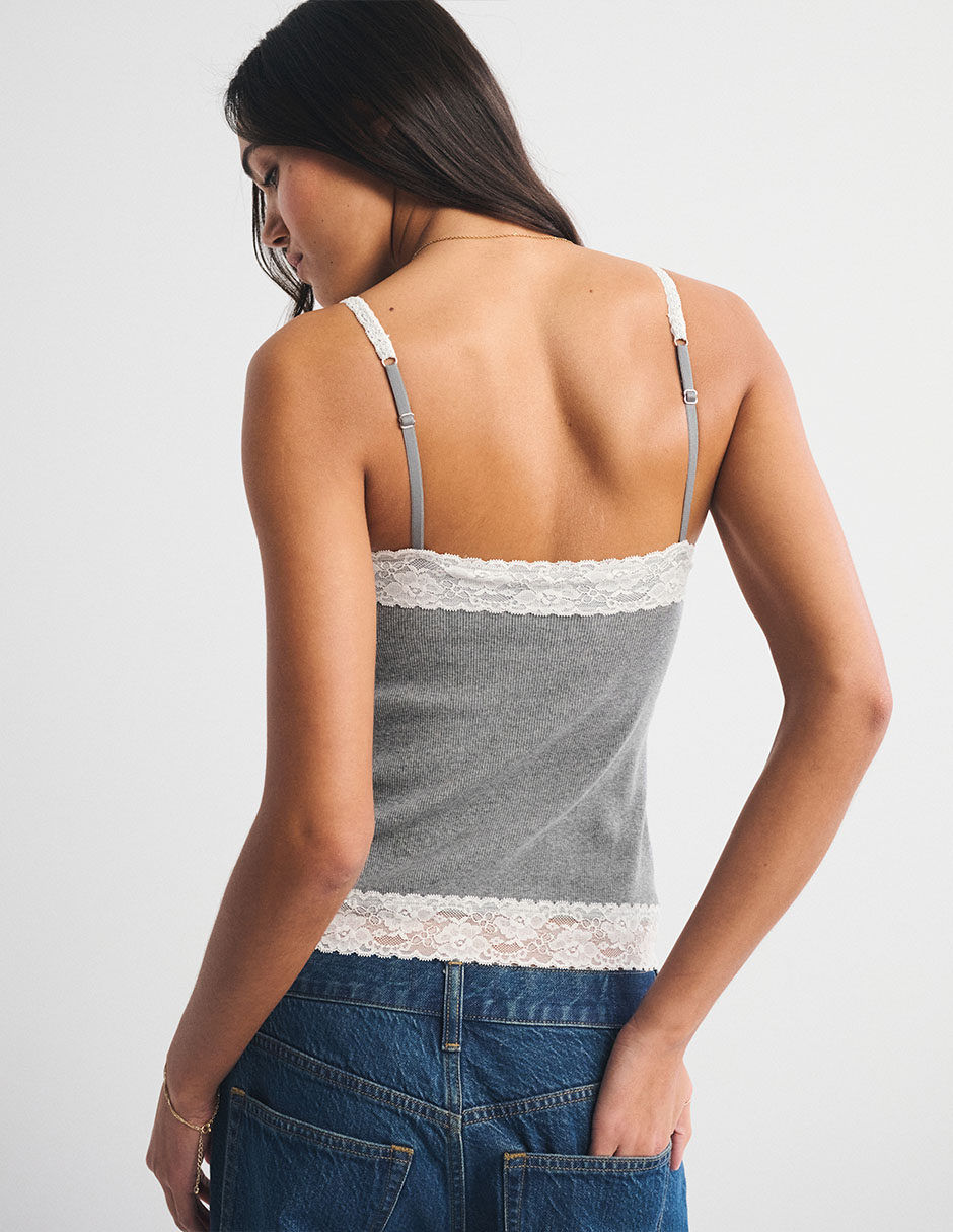 "top" "cuello" (si aplica) v "escote" (si aplica) v "tirante" (si aplica) ajustable 5