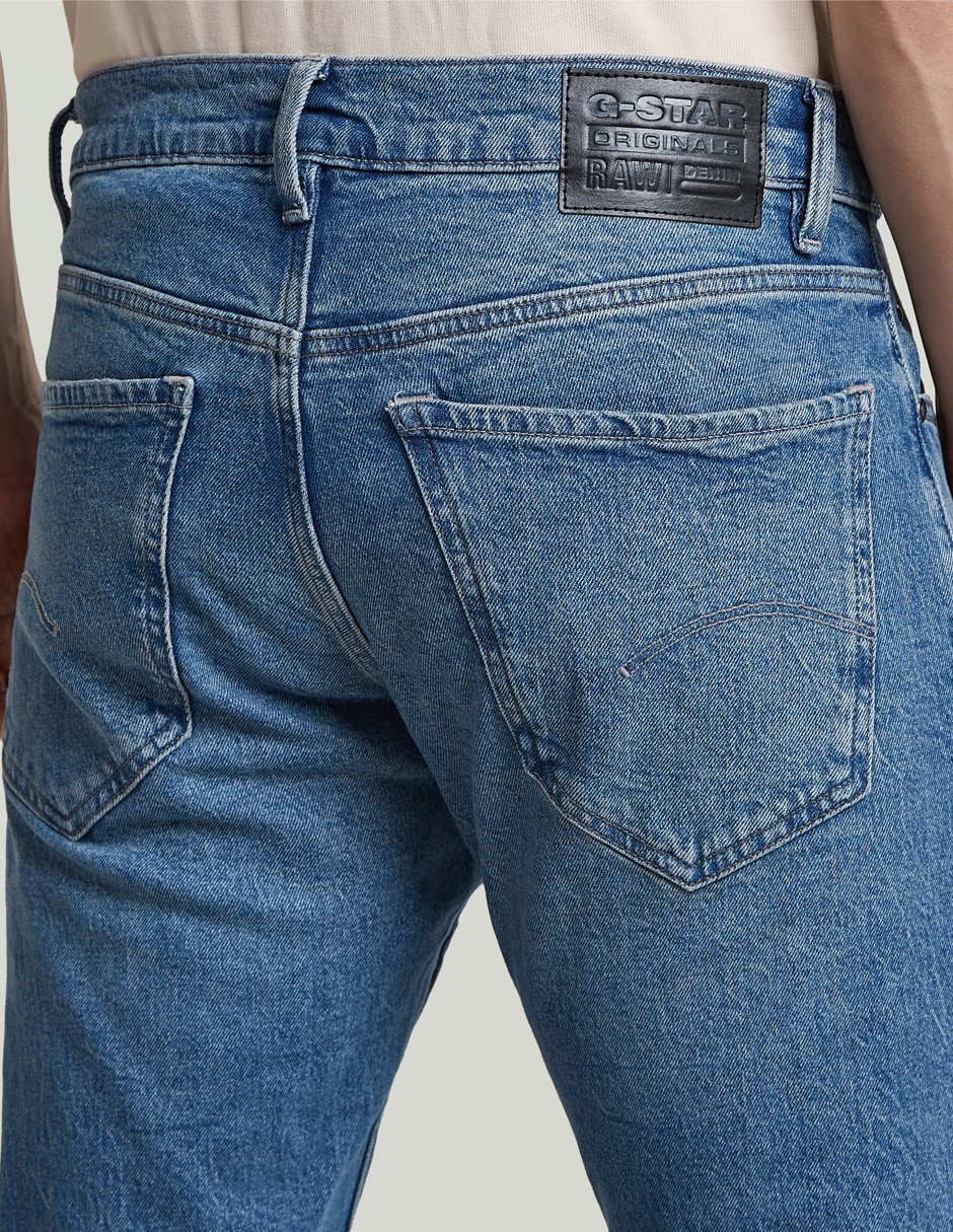 Jeans straight deslavado para hombre 3