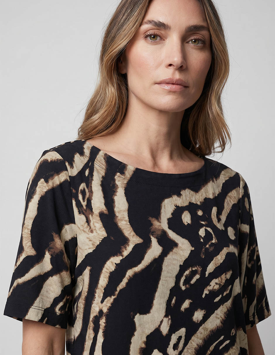 Blusa Travelers animal print para mujer 3