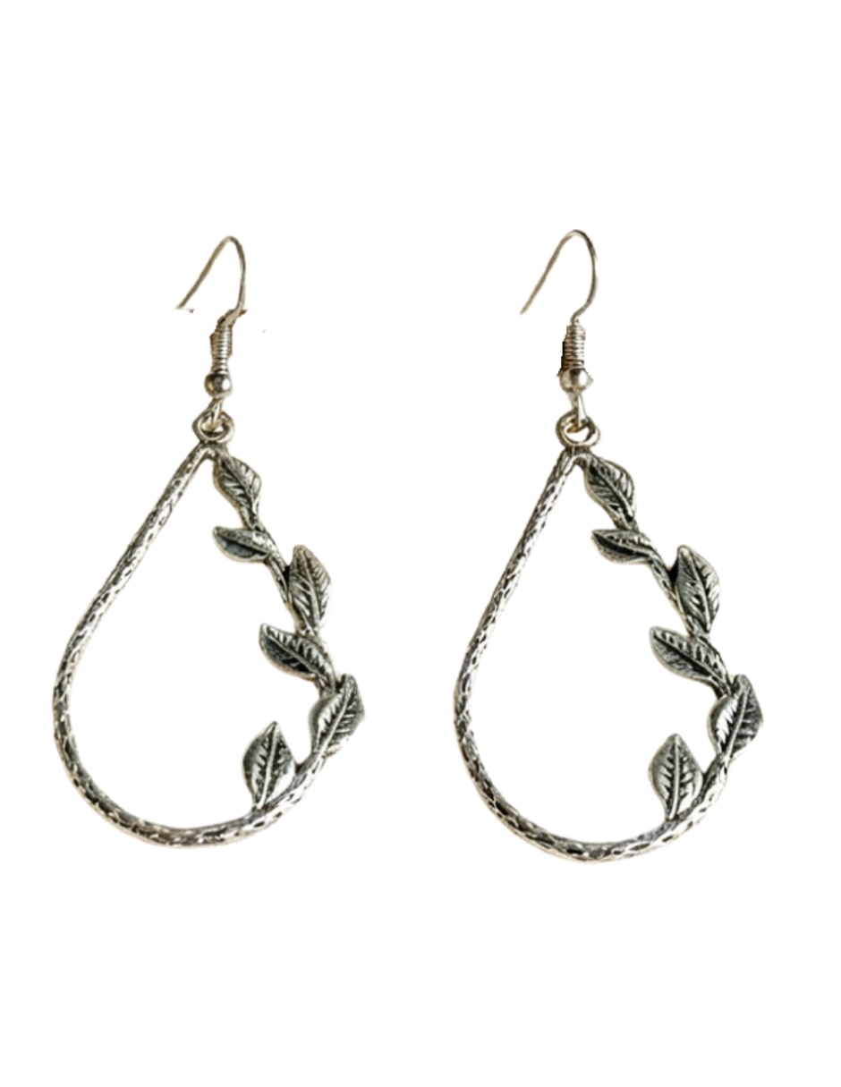 Aretes largos de gota