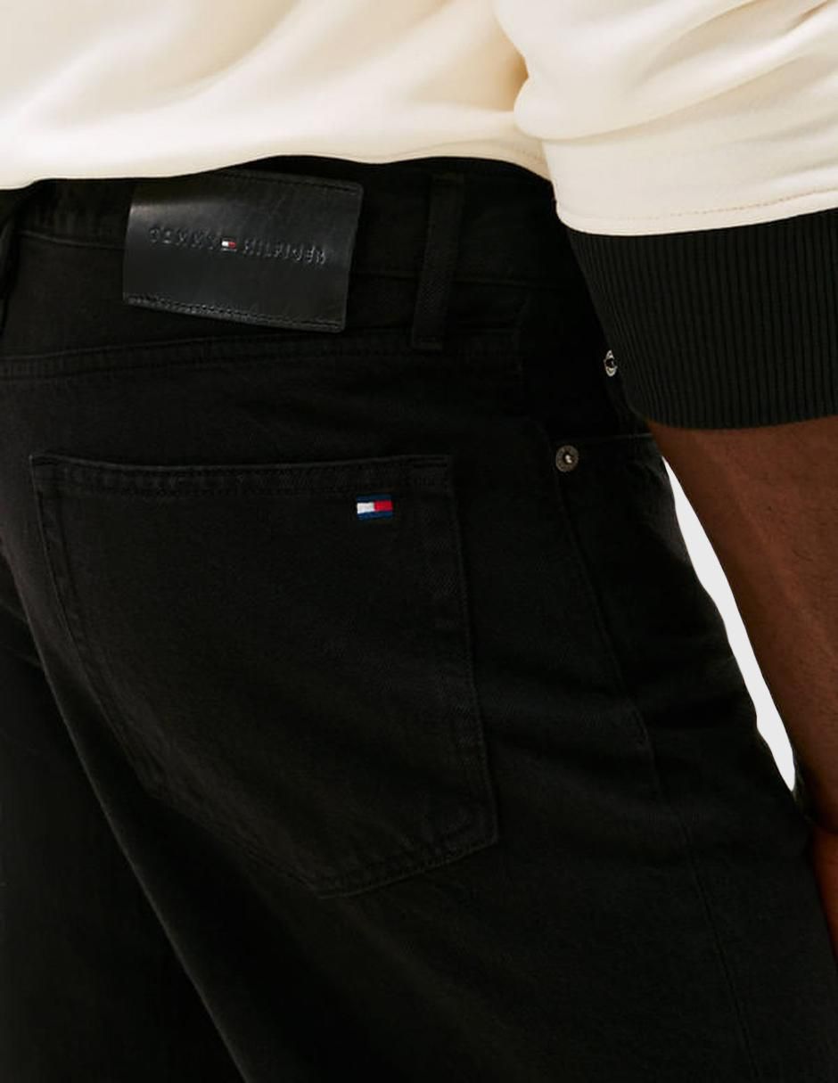 Jeans regular Hilfiger lavado obscuro para hombre 8