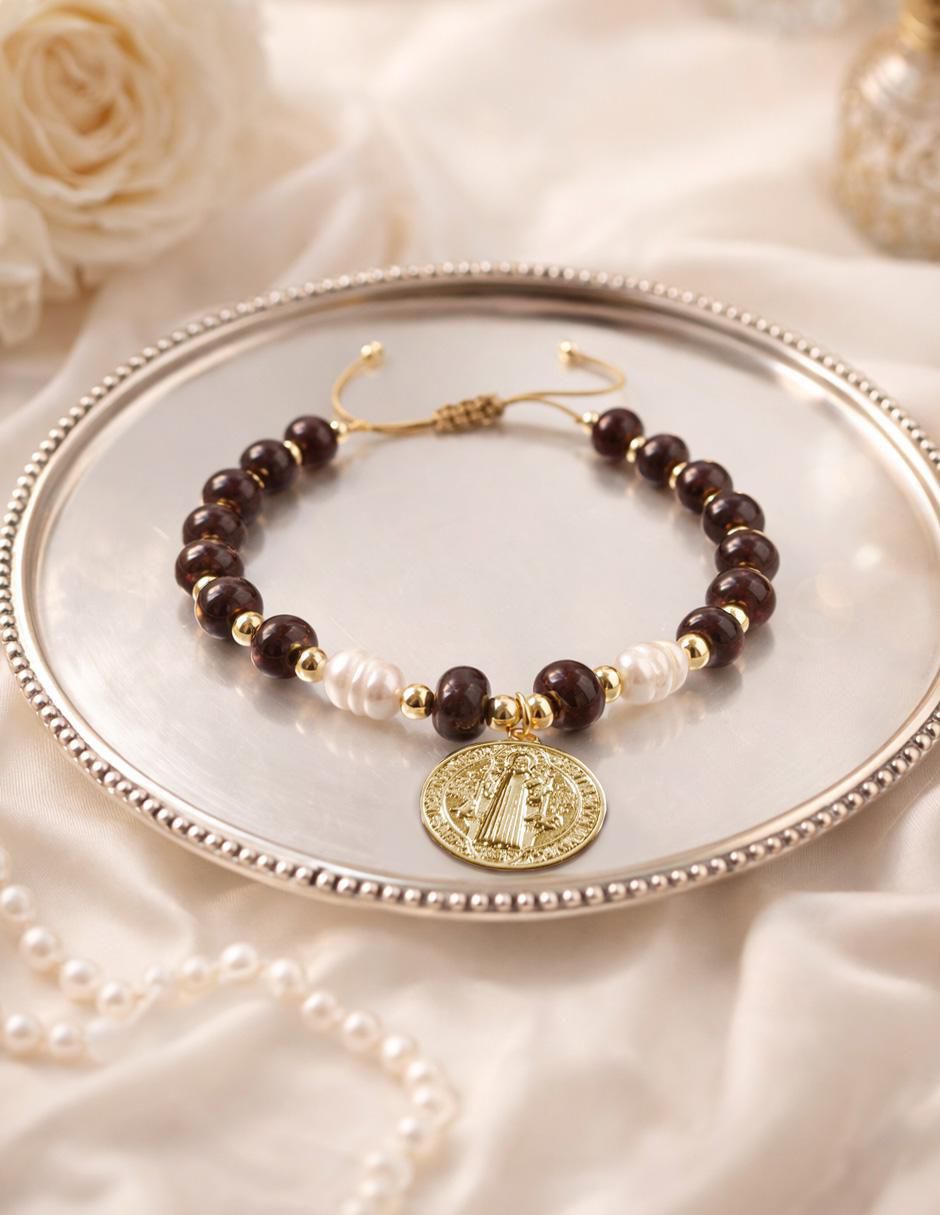 Pulsera Sanctum San Benito acabado baño de oro 18 K 5