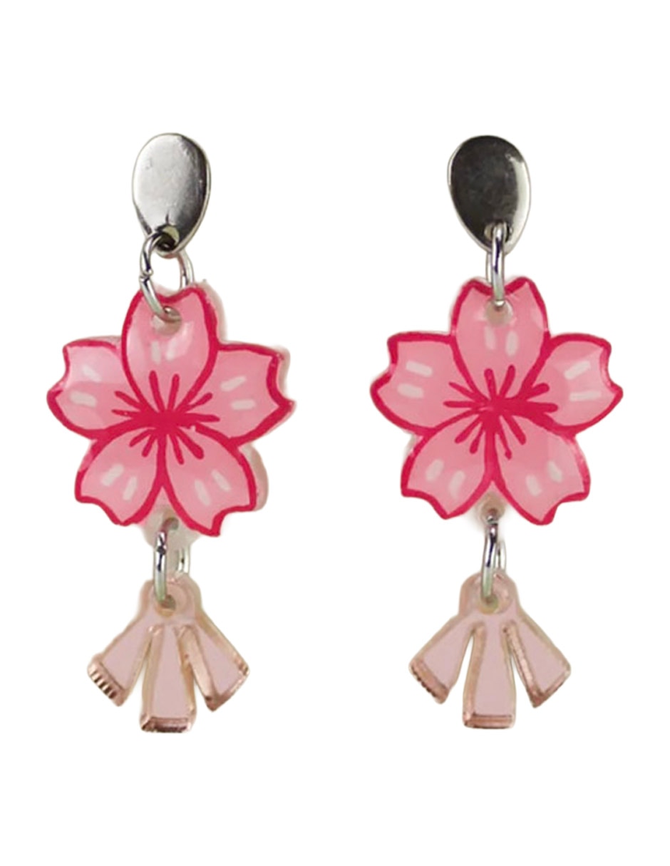 Aretes largos de flor con acabado brillante