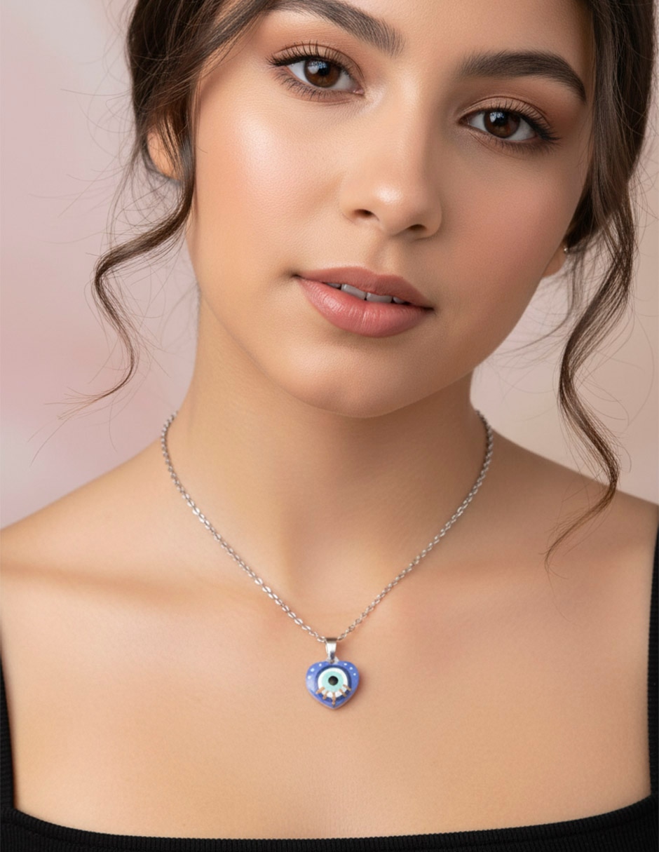 Collar con dije de ojo turco Jano