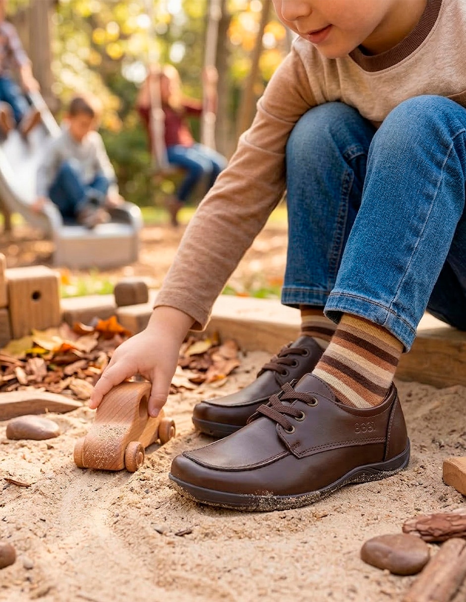 Zapato Trendy de piel para niño 4