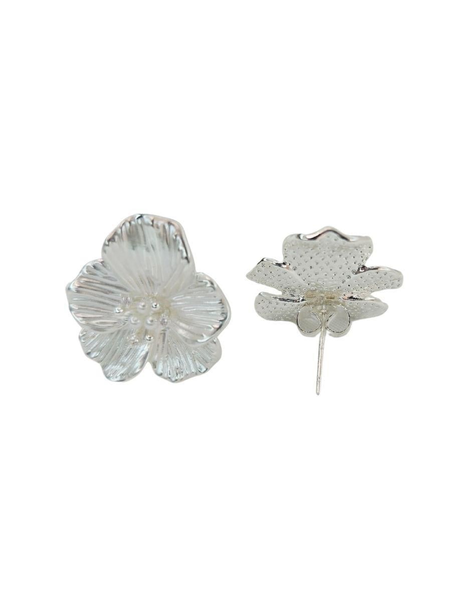 Broqueles de flor Maria Rayuela con acabado baño de rodio