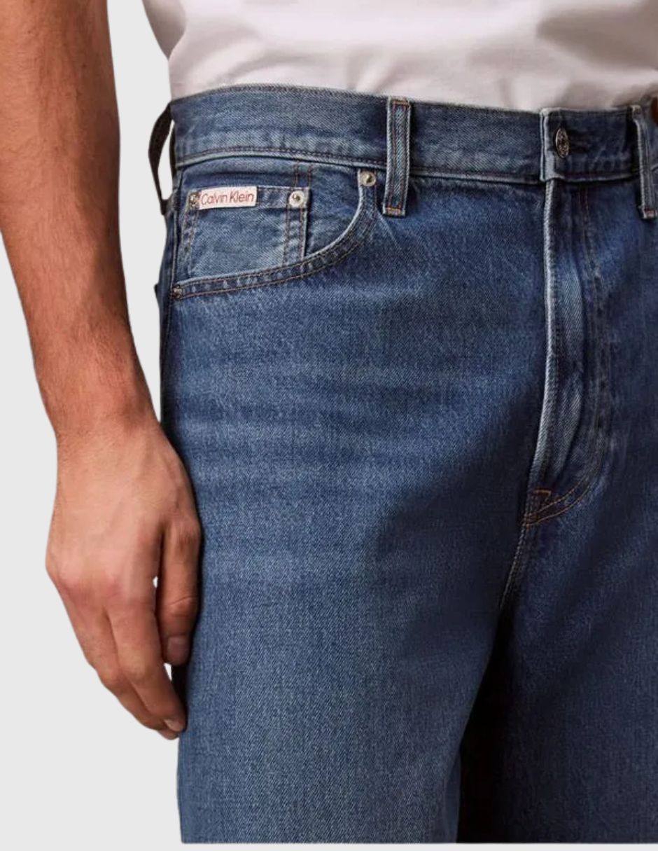 Jeans carrot deslavado para hombre 3