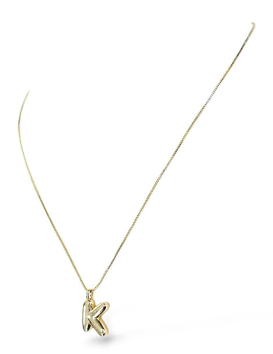 Collar con dije de letra k de oro laminado 18 k