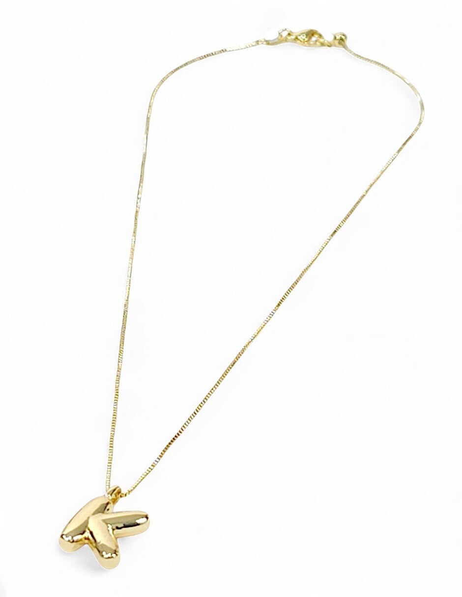 Collar con dije de letra k de oro laminado 18 k 6