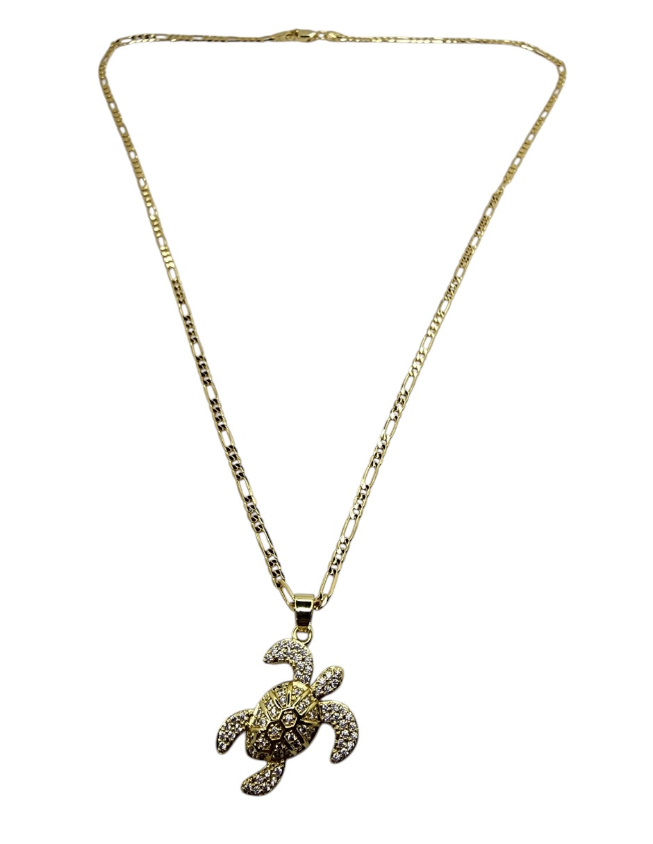 Collar con dije de tortuga Limerence By Claudia Herrera de oro laminado 14 K