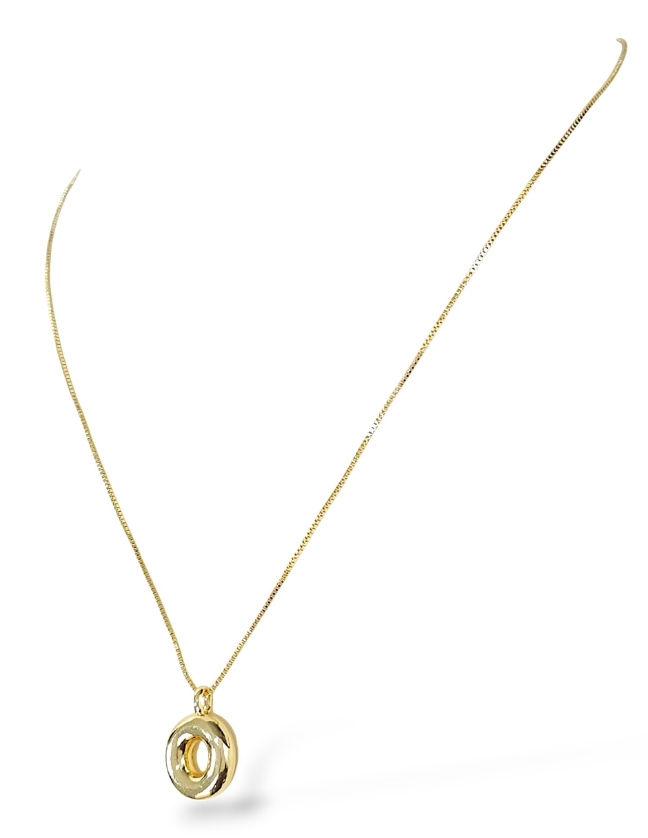 Collar con dije de letra o de oro laminado 18 k