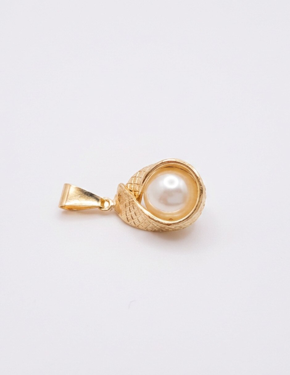 Dije Generica de oro laminado 18 K