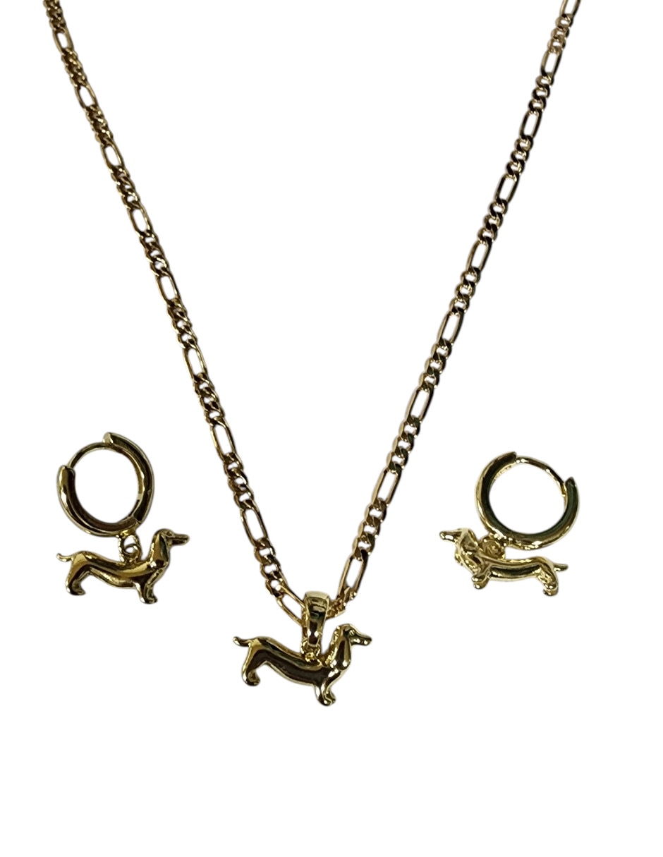 Aretes y collar de perro Limerence by Claudia Herrera de Oro laminado 14 k