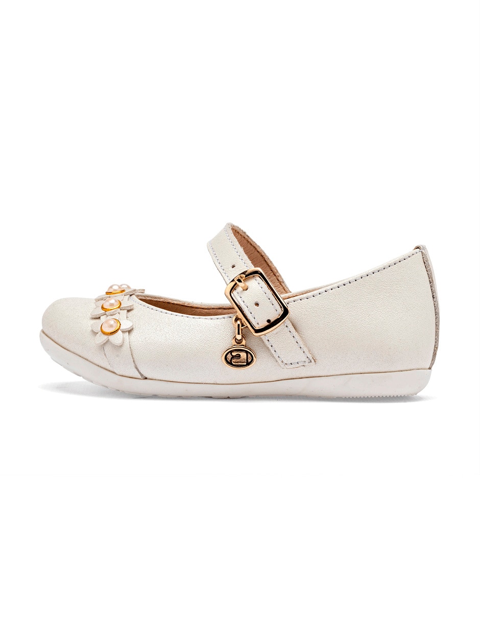 Zapato de piel para niña