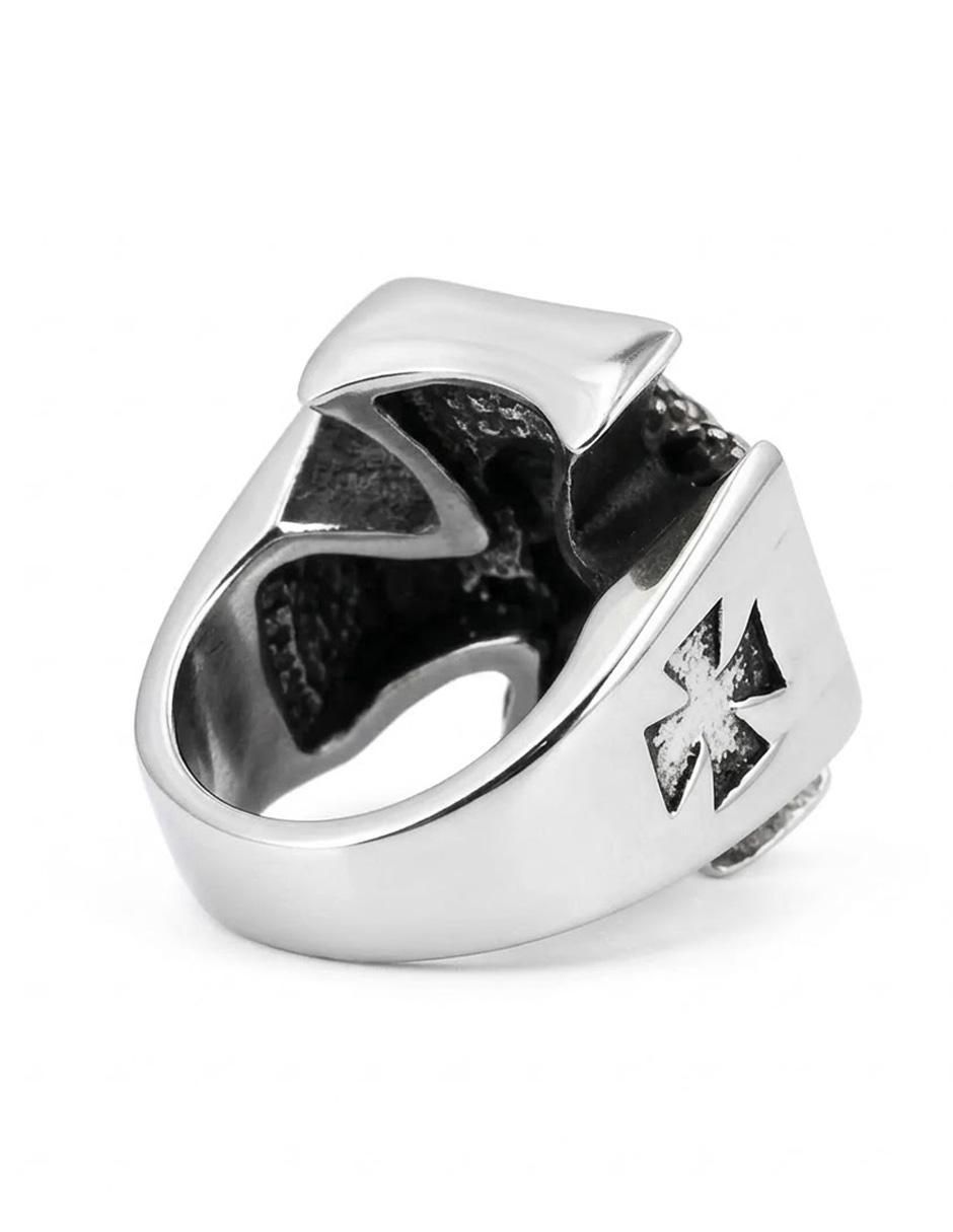 Anillo de calavera nira zirconia cúbica acabado pulido