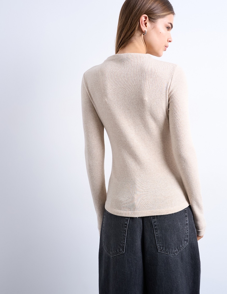 Suéter cuello con botón para mujer