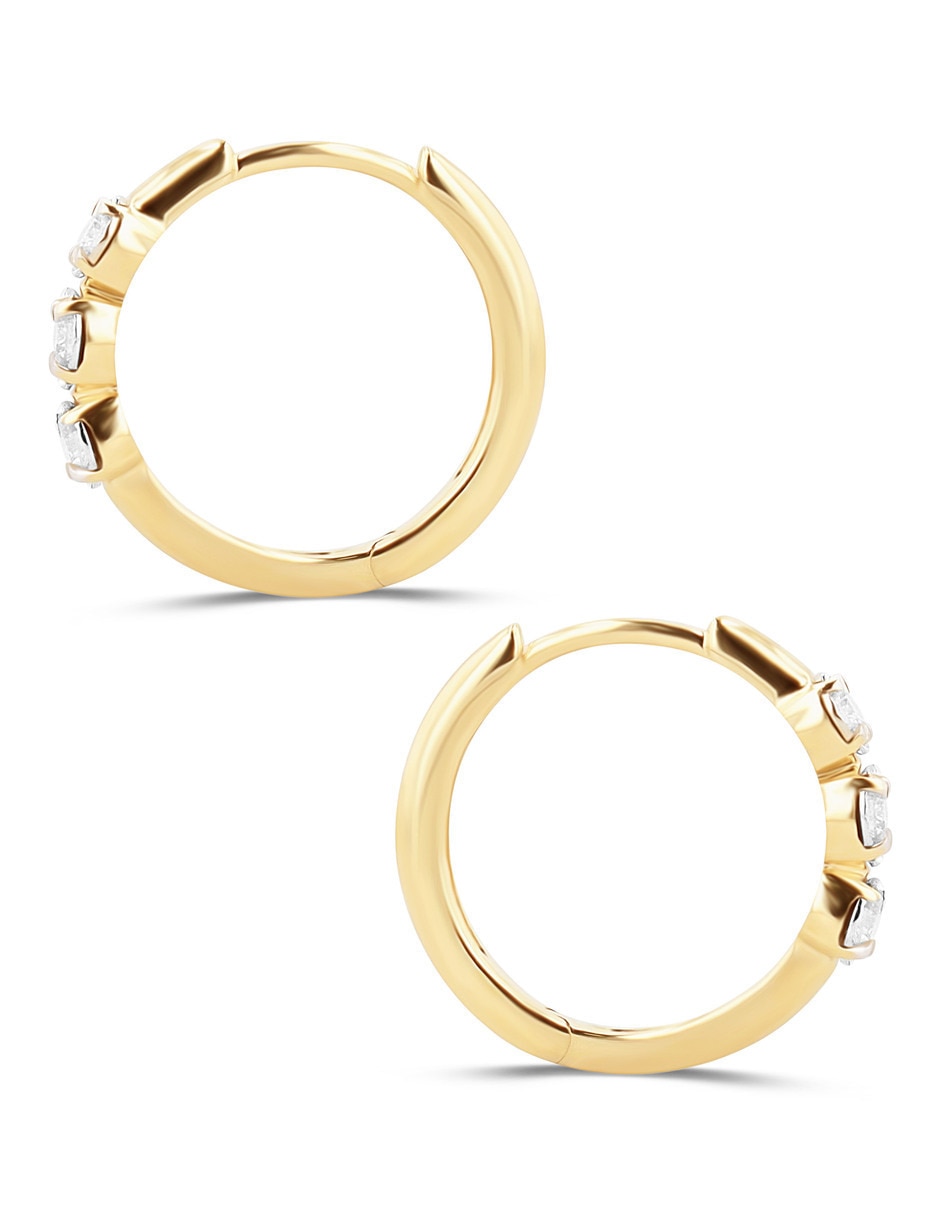 Arracadas JOYERÍAS BIZZARRO de oro amarillo 14 K con acabado brillante diamante