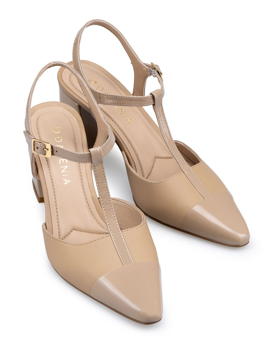 Zapatilla piel Davenia