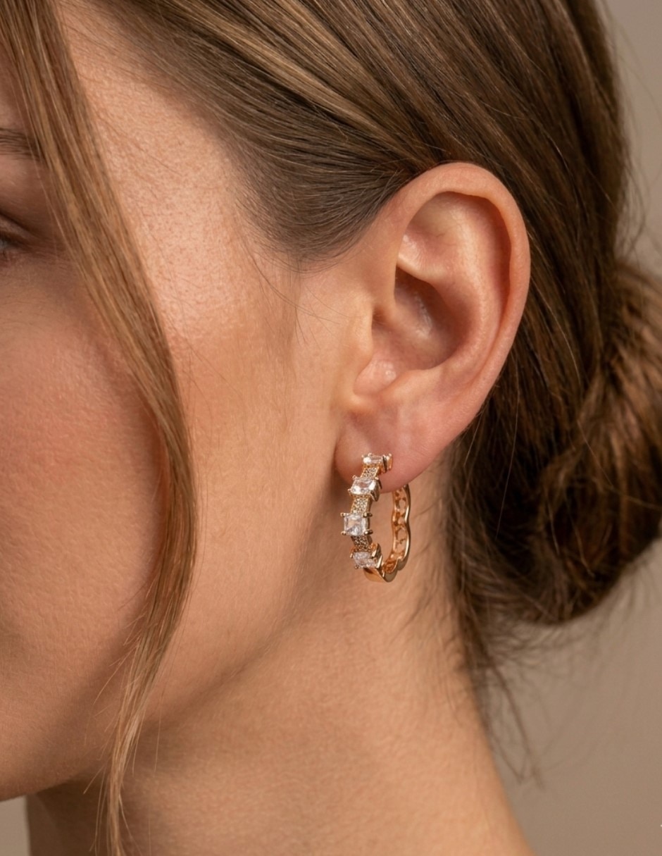 Aretes huggies de Oro laminado 14 K zirconia cúbica 4