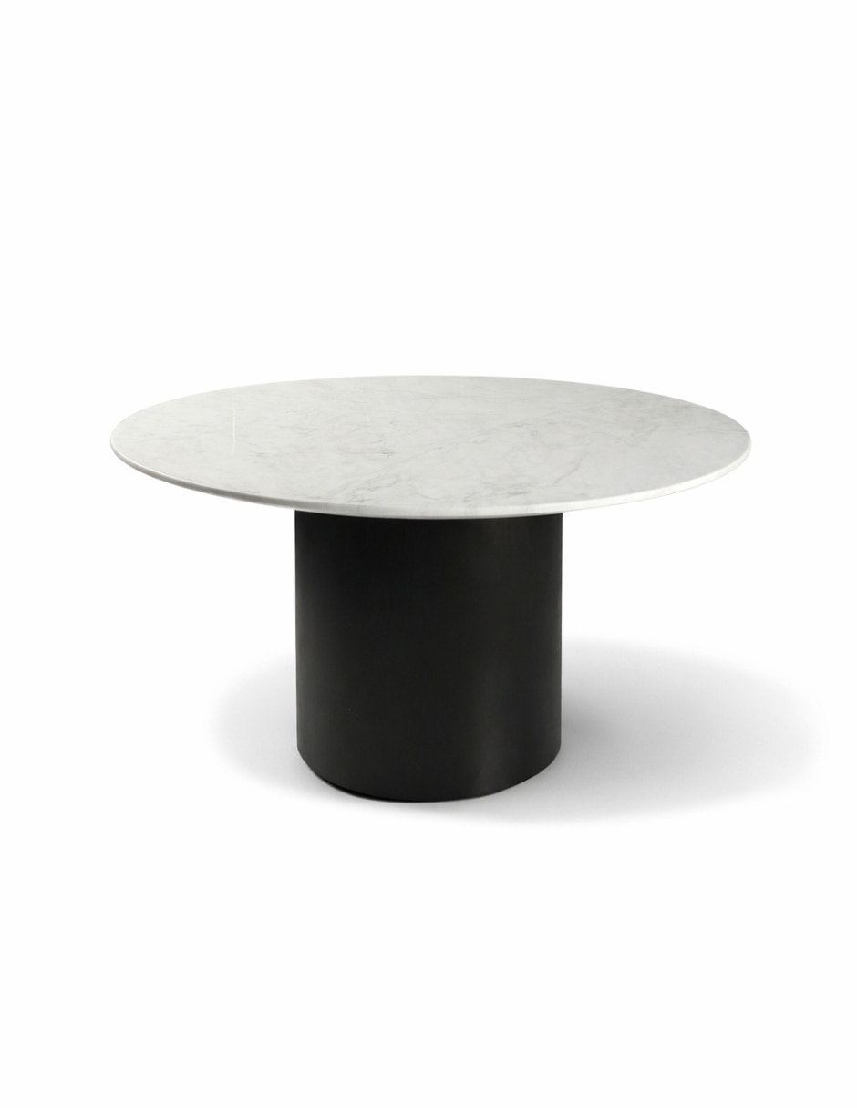 Mesa de comedor de mármol