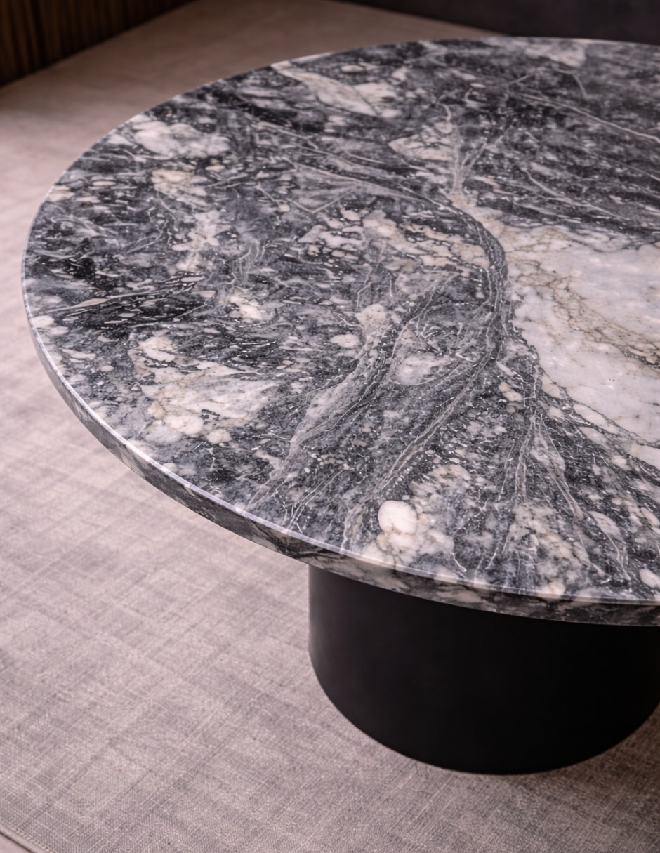 Mesa de comedor Vaniglam de mármol
