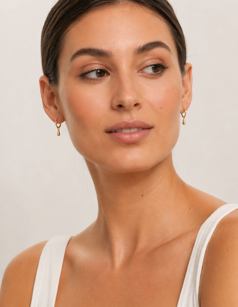 Aretes circulares Calvin Klein Liquid Chain de plata P 925 con acabado baño de oro