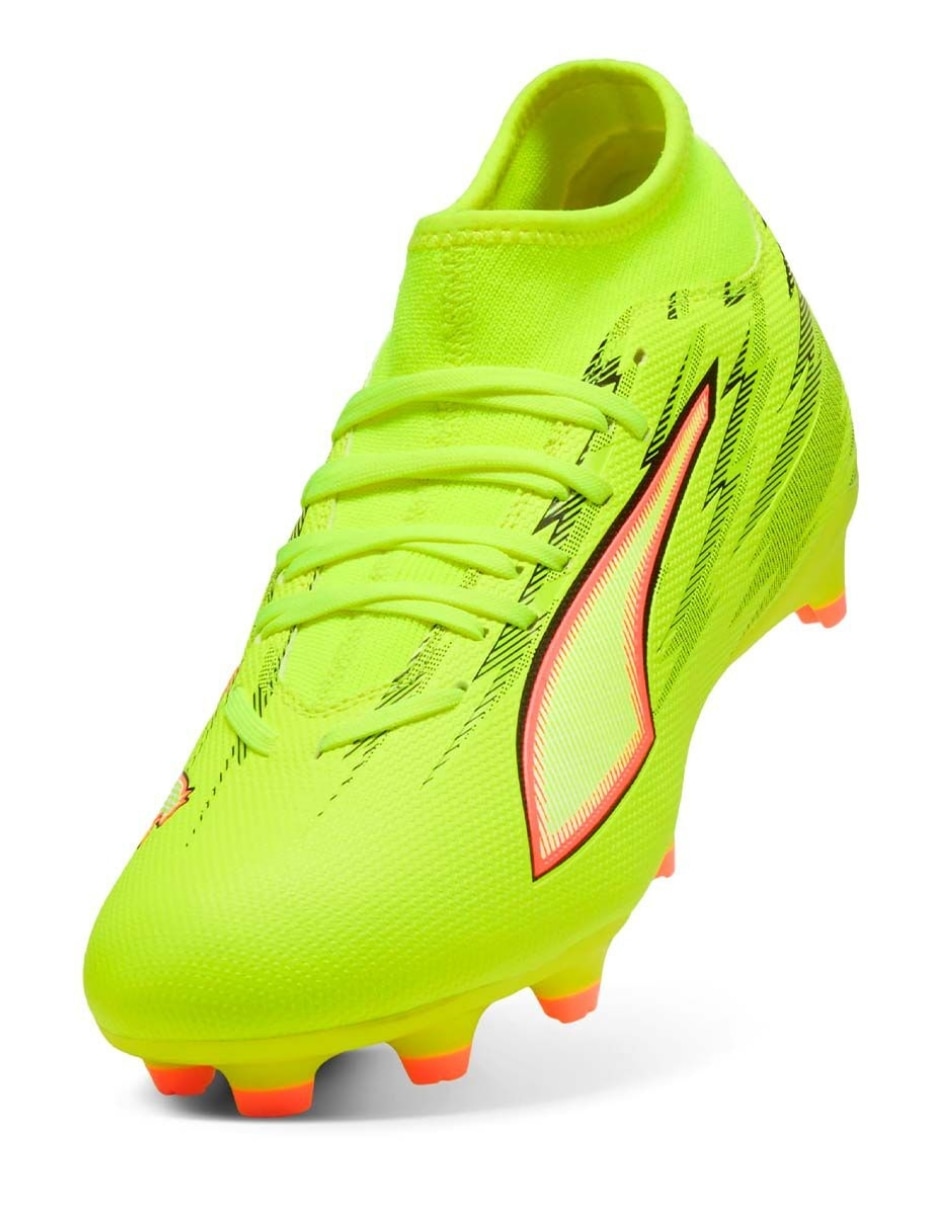 Tenis Ultra 6 Play para fútbol Puma de hombre