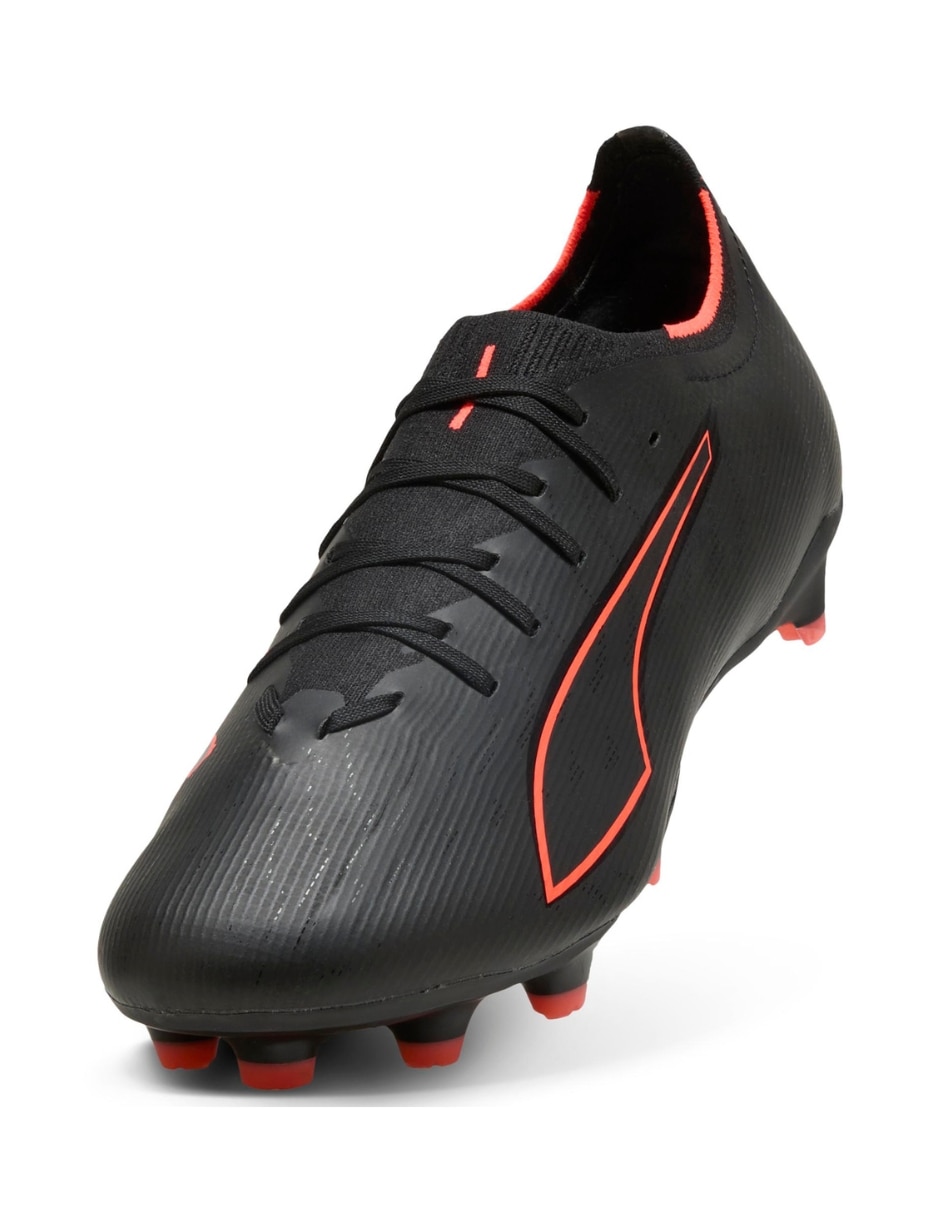 Tenis Ultra 6 match para fútbol Puma para hombre