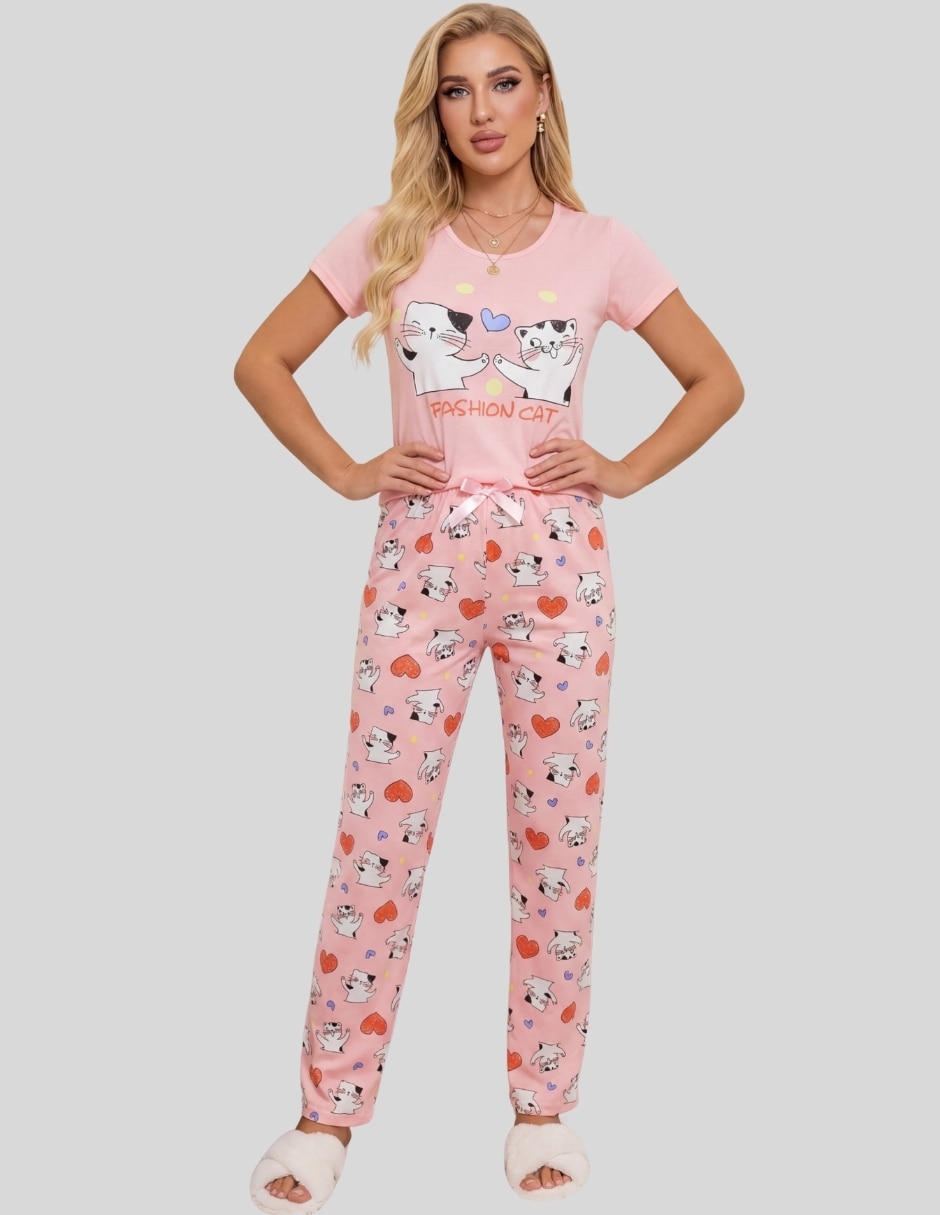 Conjunto pijama 3 piezas diferentes personajes para mujer Conjunto pijama 3 piezas diferentes personajes para mujer