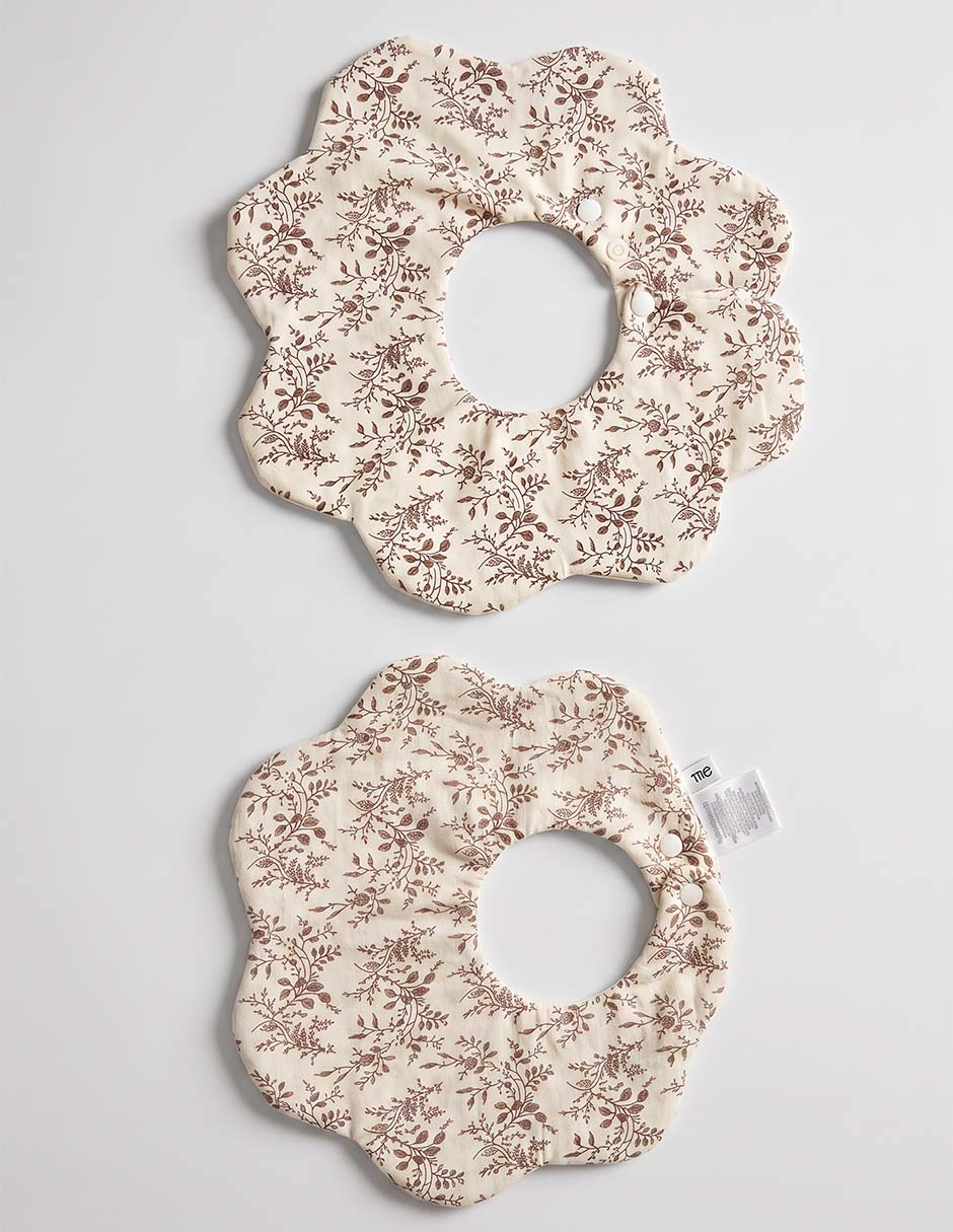 Set de baberos estampado floral 2 piezas 1
