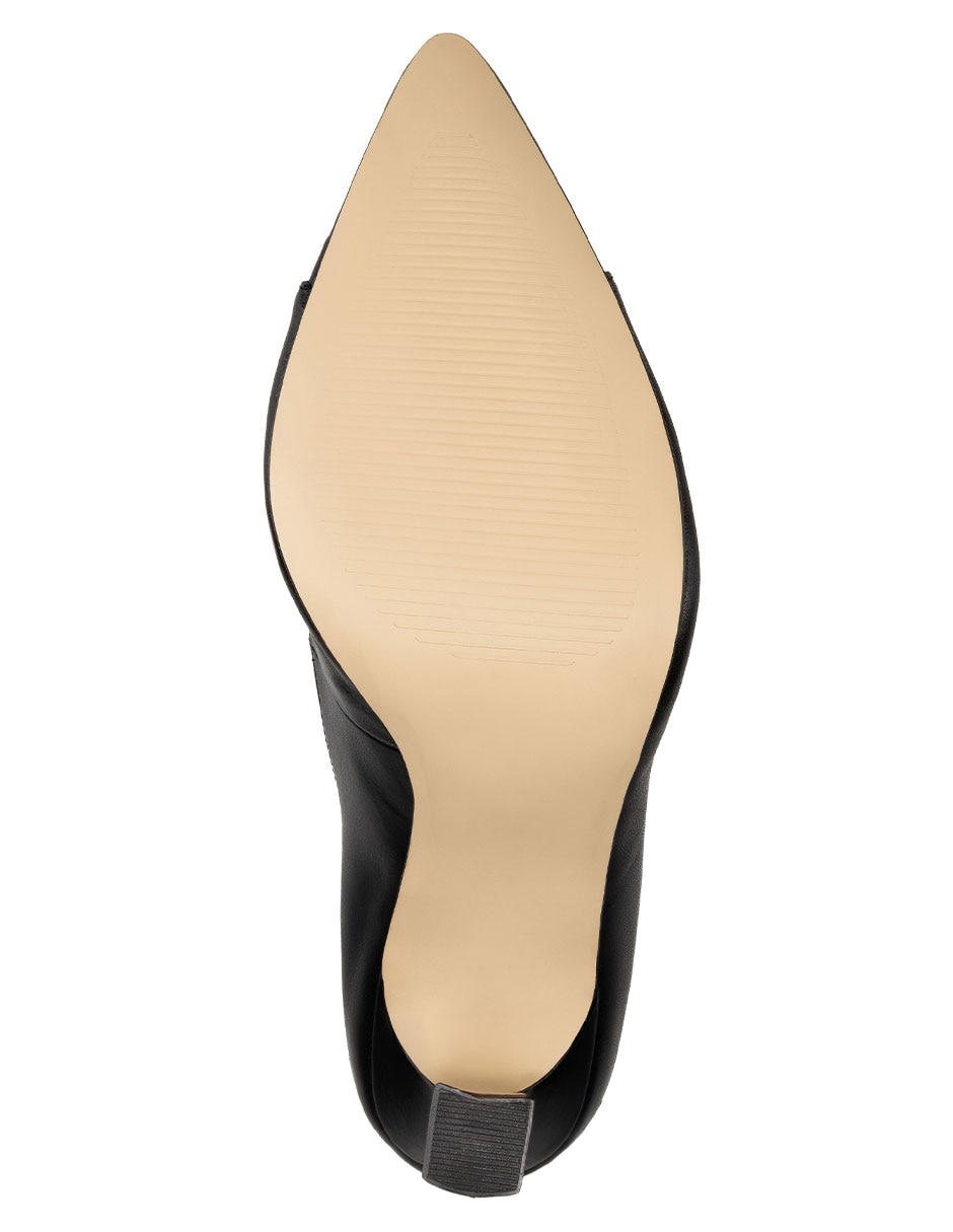 Zapatilla de piel Davenia