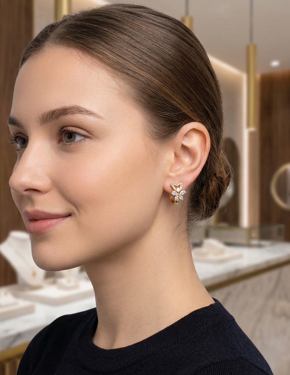 Aretes huggies de mariposa Joyería Elegante de mujer de oro laminado 14 k con acabado chapa de oro zirconia cúbica 3