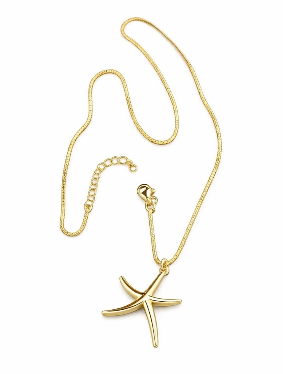 Collar con dije de estrella de mar Yoiko baño de oro 18 K