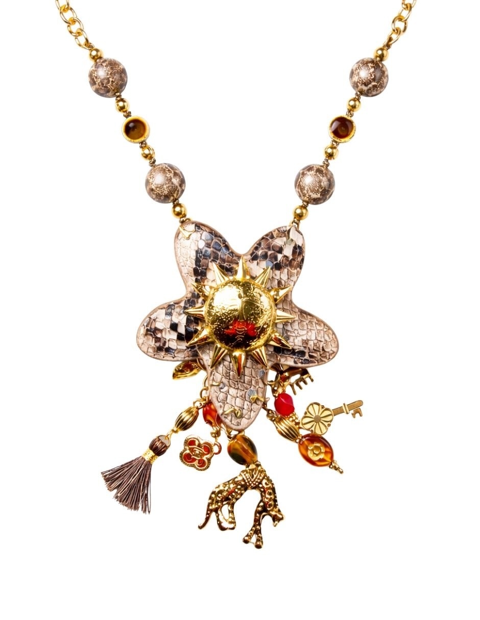Collar de estrella Solaris Charm de 18 K