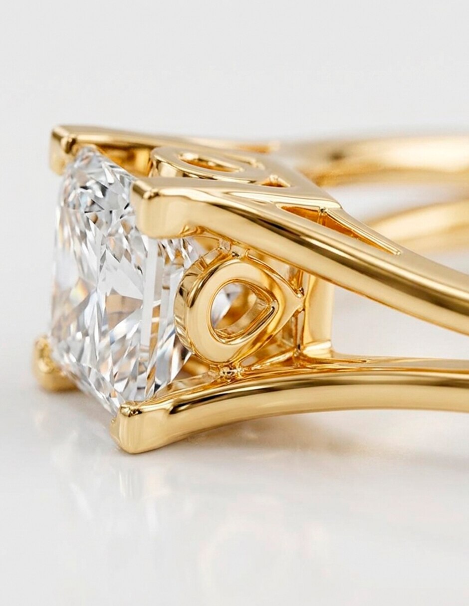 Anillo de compromiso de oro 18 k Amore Mio