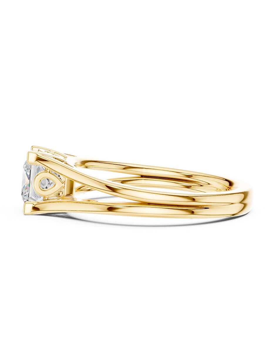 Anillo de compromiso de oro 9 k 5