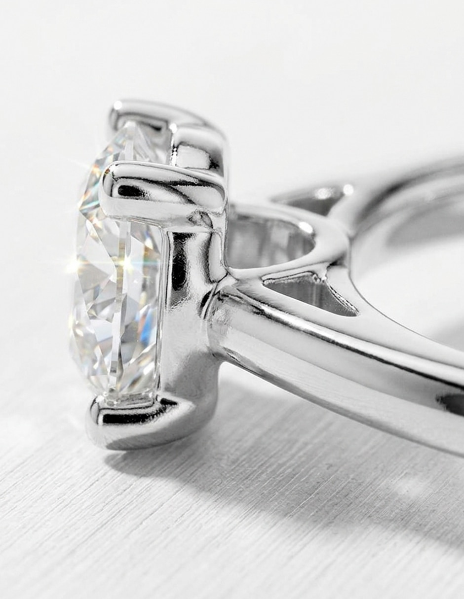 Anillo de compromiso de oro 14 k 7
