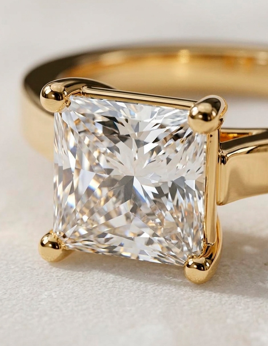Anillo de compromiso de oro 18 k 8