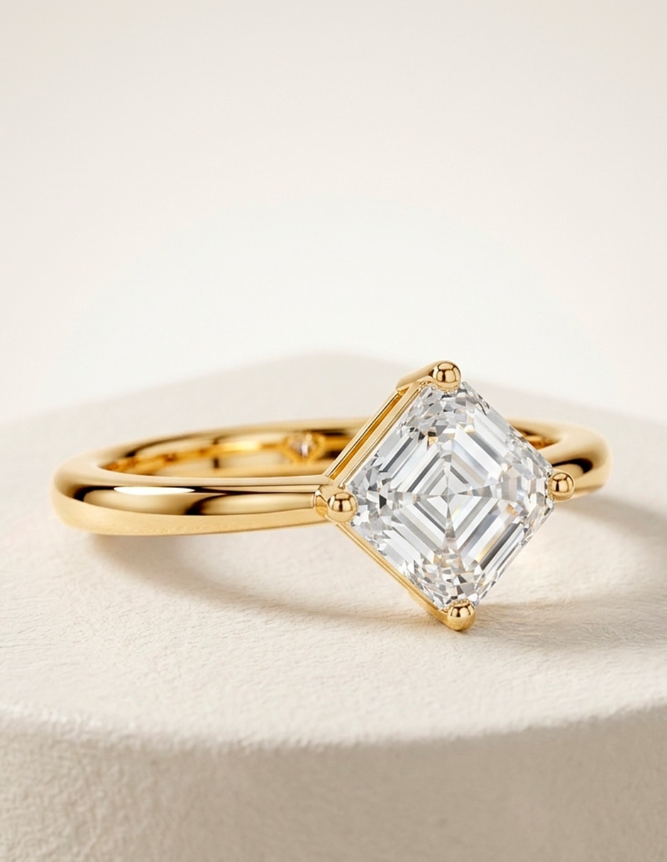 Anillo de compromiso de oro 14 K 7