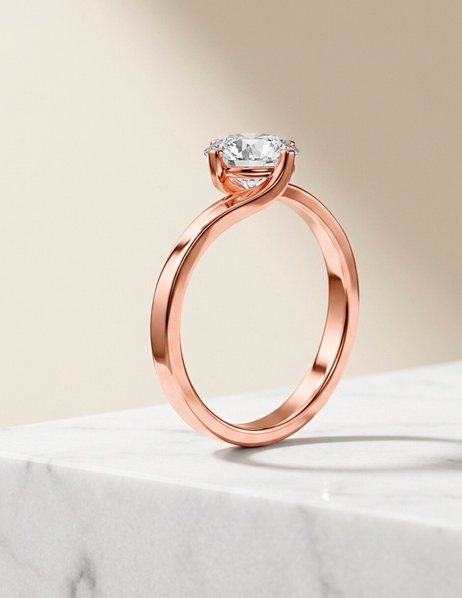 Anillo de compromiso de oro 18 k 7