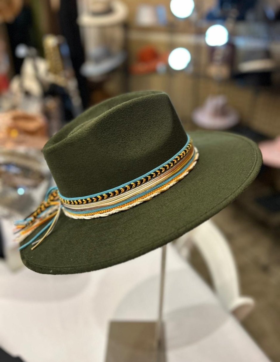 Sombrero Itumar estampado líneas