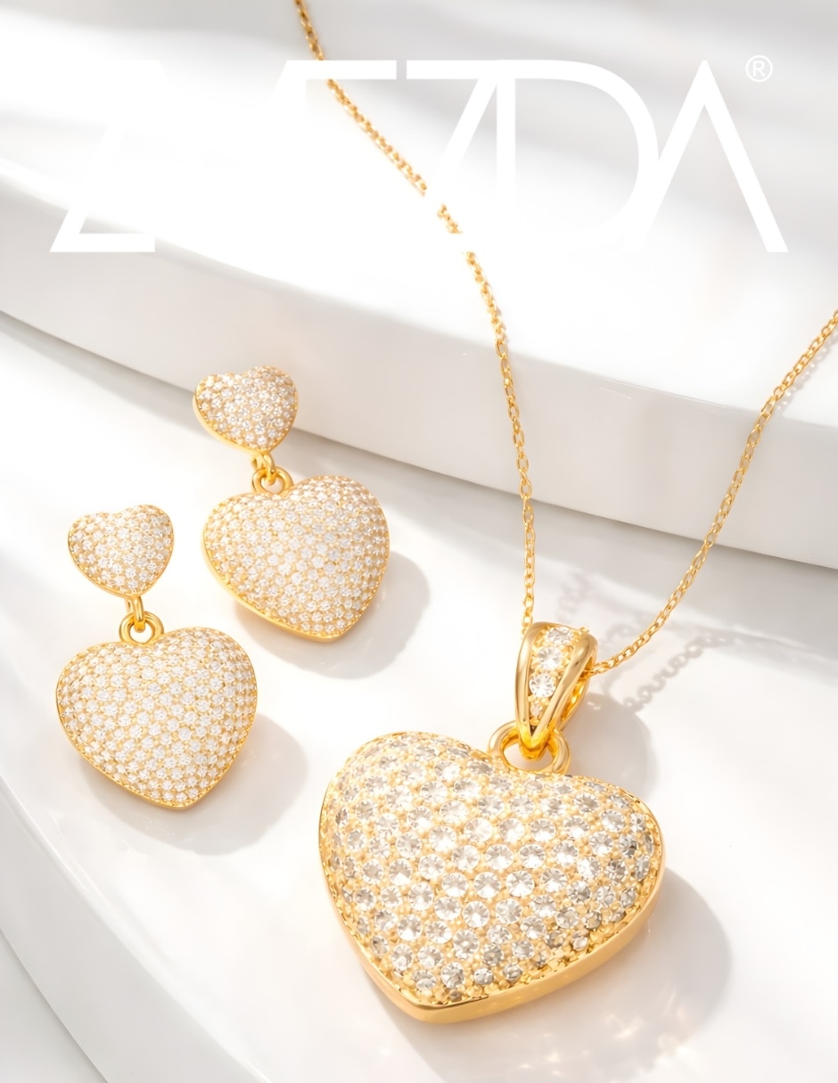 Aretes y collar de corazón Zvezda Aurore circonita con acabado chapa de oro