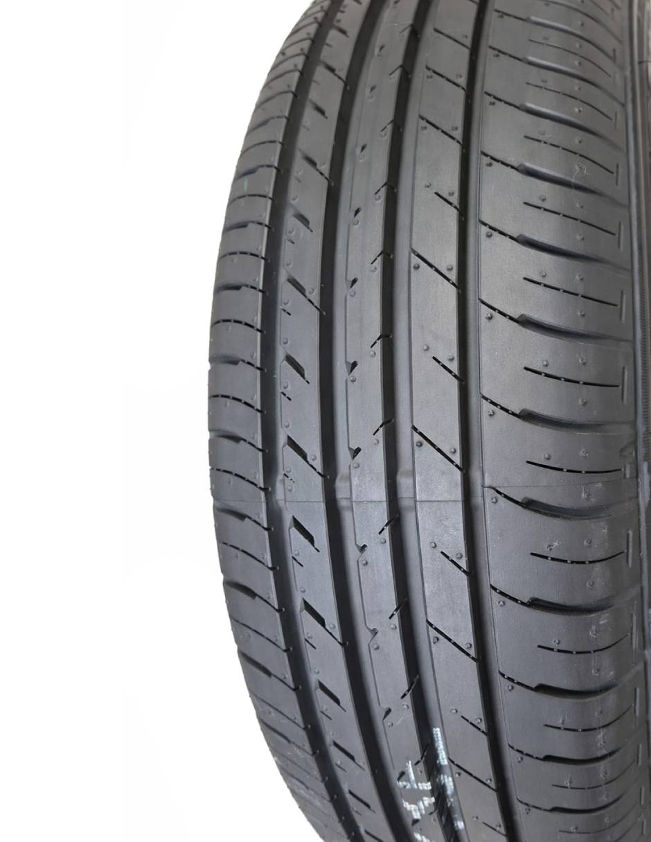 Set de llantas para auto HTR900 175 / 70 R14 2