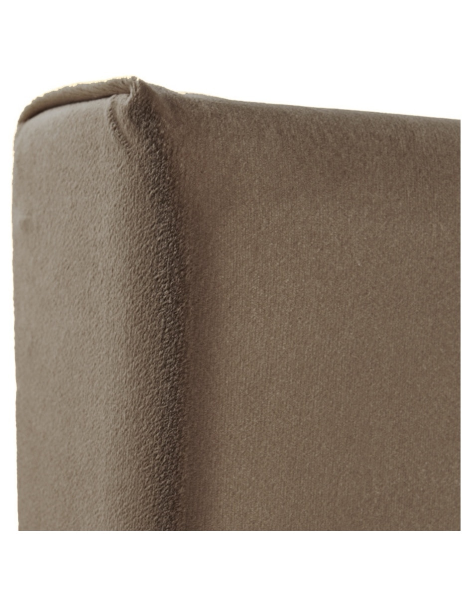 Cabecera Basel Sochic de pino