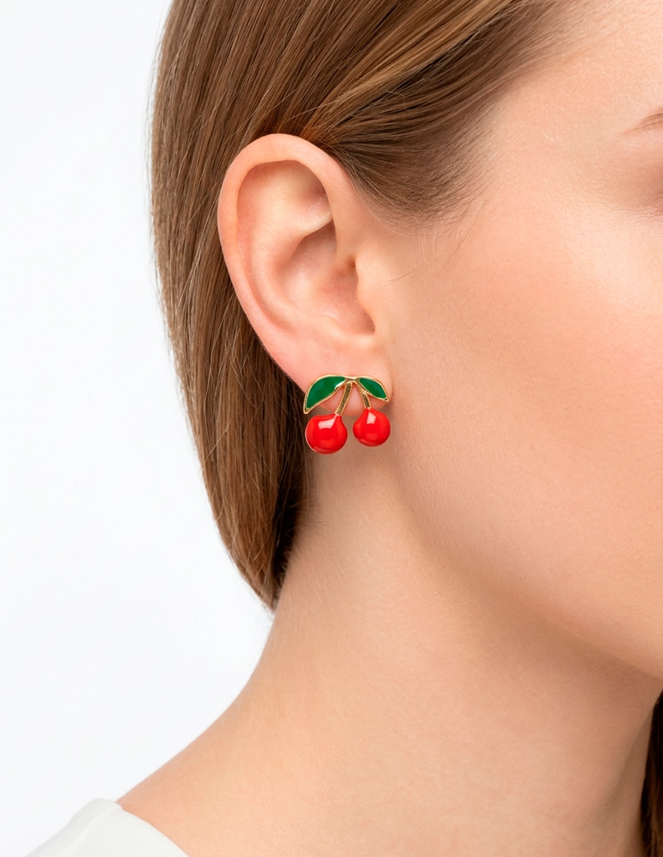 Aretes cortos de cereza Ana Maria Mexico Moda en Tendencia con acabado brillante