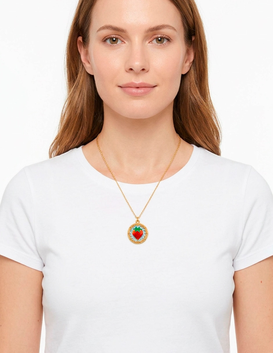 Collar con dije de fresa Ana Maria Mexico Moda en Tendencia